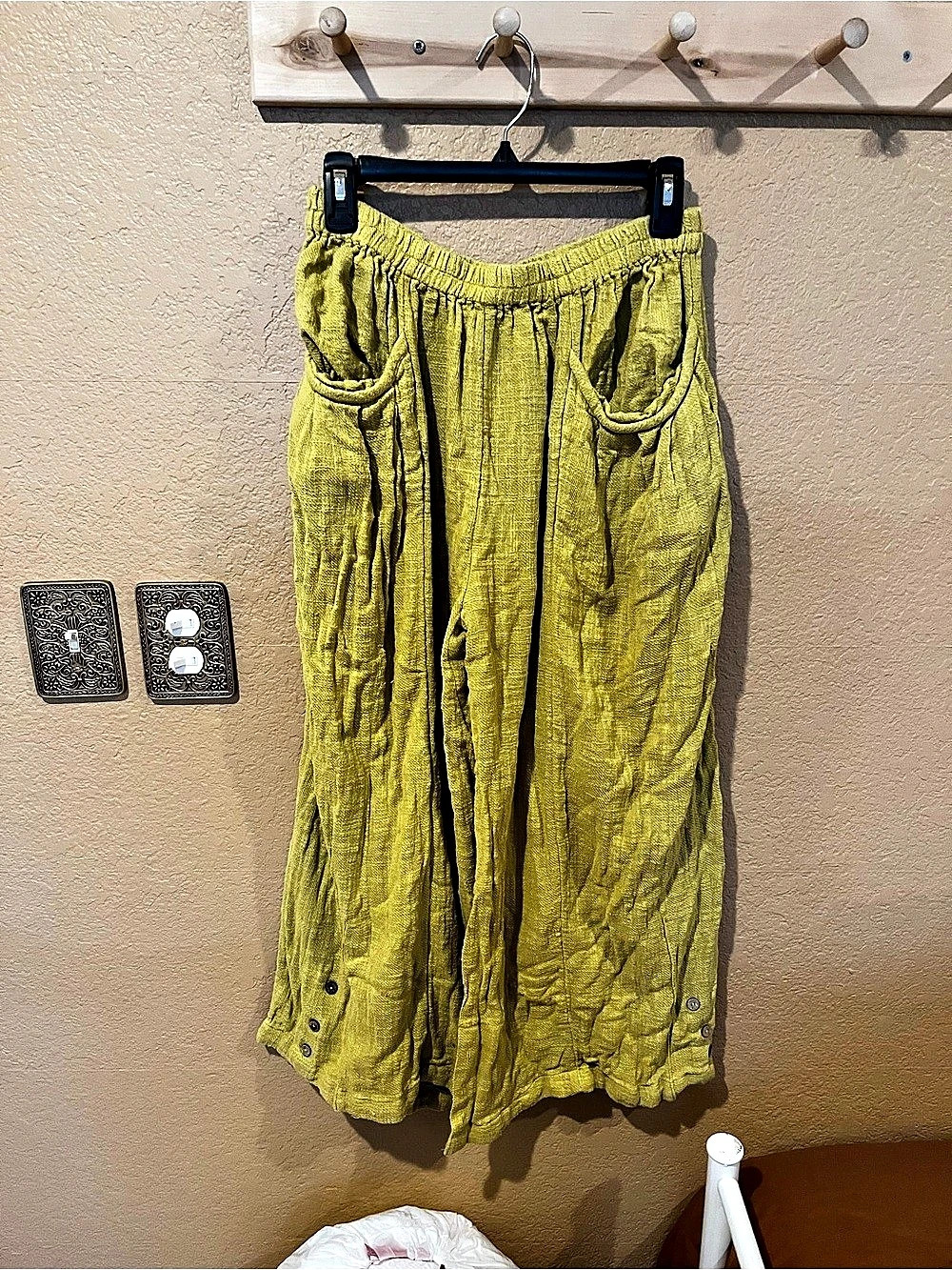 free people Bubble Pop Cropped Balloon Pants yellow XS-P